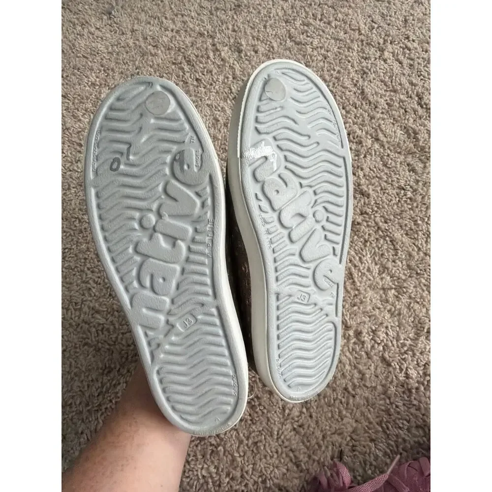 NWT Girls size 3 Sparkle Glitter Native Slide On Shoes Jefferson Bling